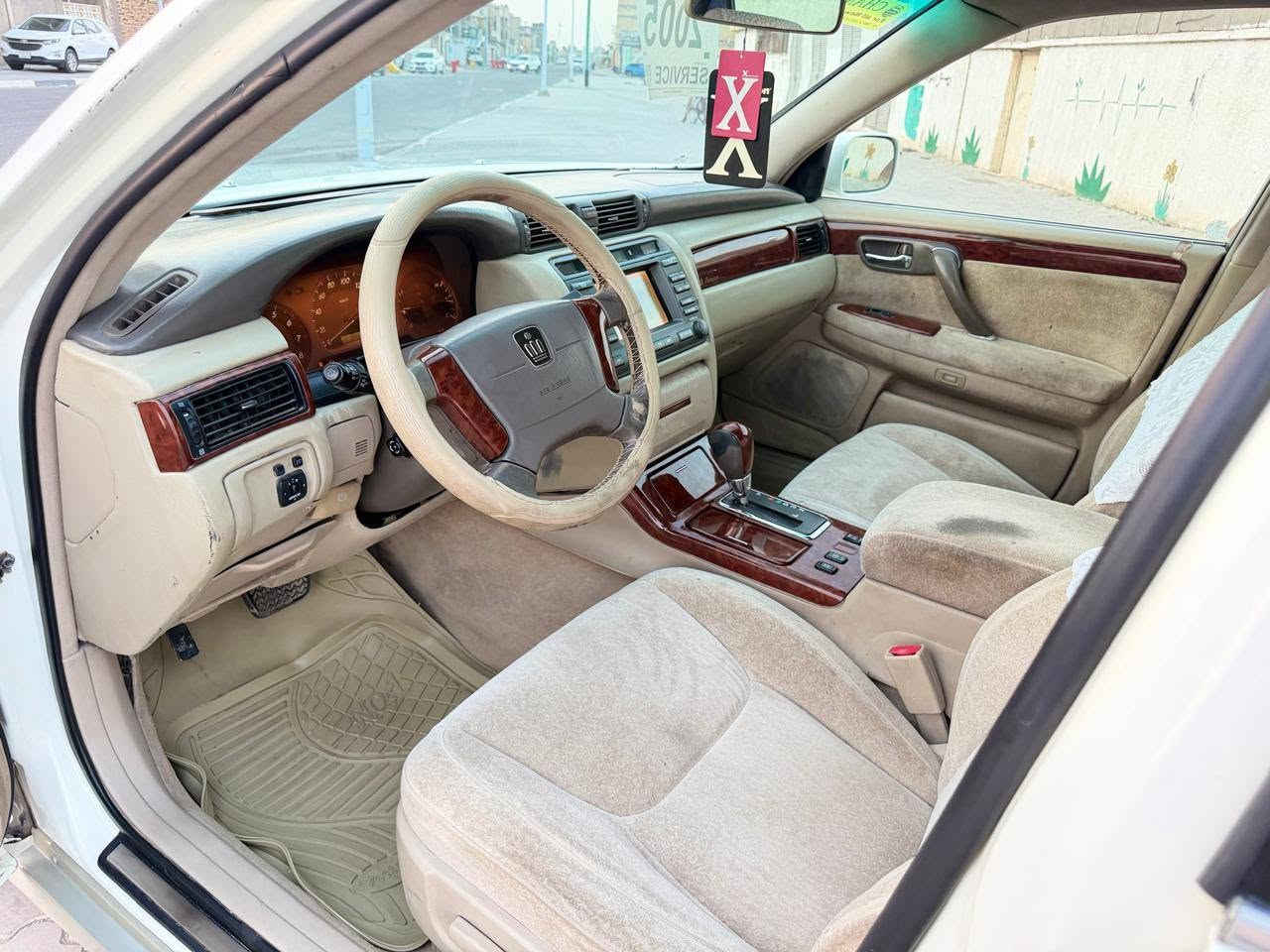 اسلام عليكم سياراه ملكه موديل 2000 الرقم البصره تحويل مباشر والسياراه جديده كلش كفاله من الكص والضربه والصبغ فقط (( نقل شغل مضبوط )) السياراه 3 دكم كرستال اصل برده خليفه كير ومكينه ديفور الجبير كرتون حداد ميه بل ميه دواخل كرتون تبريد ثلج كهربيات كله شغاله تخم تاير ويلكب جديده والسياراه جاهزاء مجهزاء السعر  80  بيه مجال العنوان البصره التصال *********** تصال عله الرقم وتدلل
