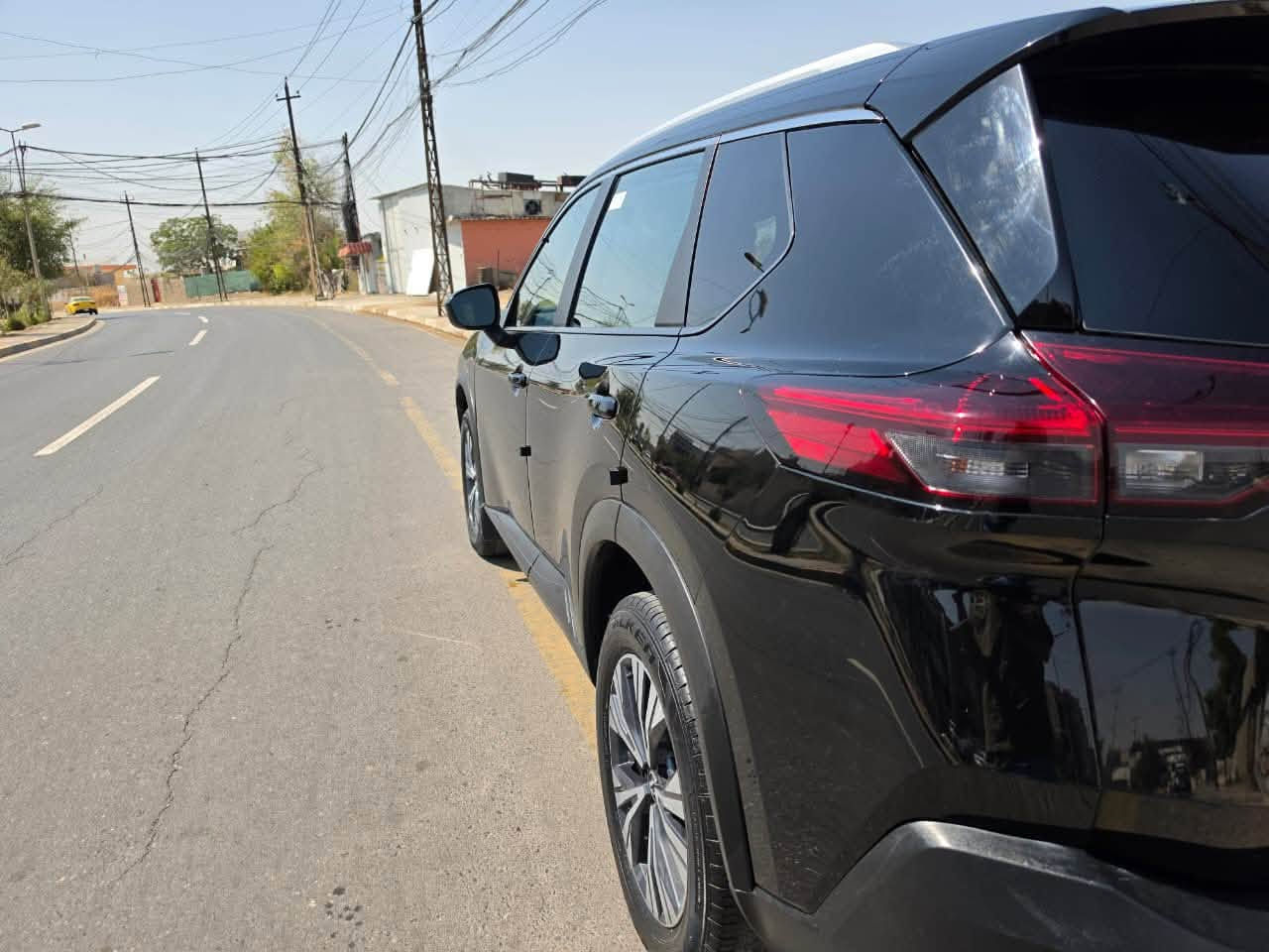 نيسان روج موديل ٢٠٢٣
ماشية ٤٦ الف كيلو 
SV PLUS 
داخل اسود جلد 
هيتر كشن 
هيتر ستيرن 
بانورامات طبقتين 
بردات بلادي 
رادار مراية 
رادار امامي خلفي 
بدون صبغ فقط صندوق تبديل 
السعر ١٦٧ بيه مجال بسيط
للاستفسار اكثر 

واتساب او اتصال 
***********
