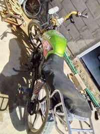 موطور هيوشه 200 مجفت جديد الموطور خير من الله سعر 275 و بي مجال 078043...