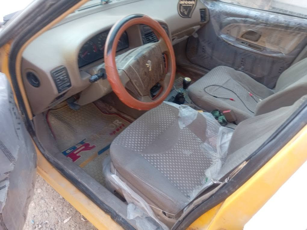 سلام عليكم
بيجو 405 مديل 2016 
مكينه كير كفاله المكينه صار شهر من شديته جديده
مشط جديد حداده جديده تخم تاير جديد تبريد تدفئه كله شغال البديه كفاله من ضربه وتبديل سنويه لل 2029 مصفره هيئه وغرامات
 مكاني بصره حيانيه رقم ***********
*********** البصرة, العراق
