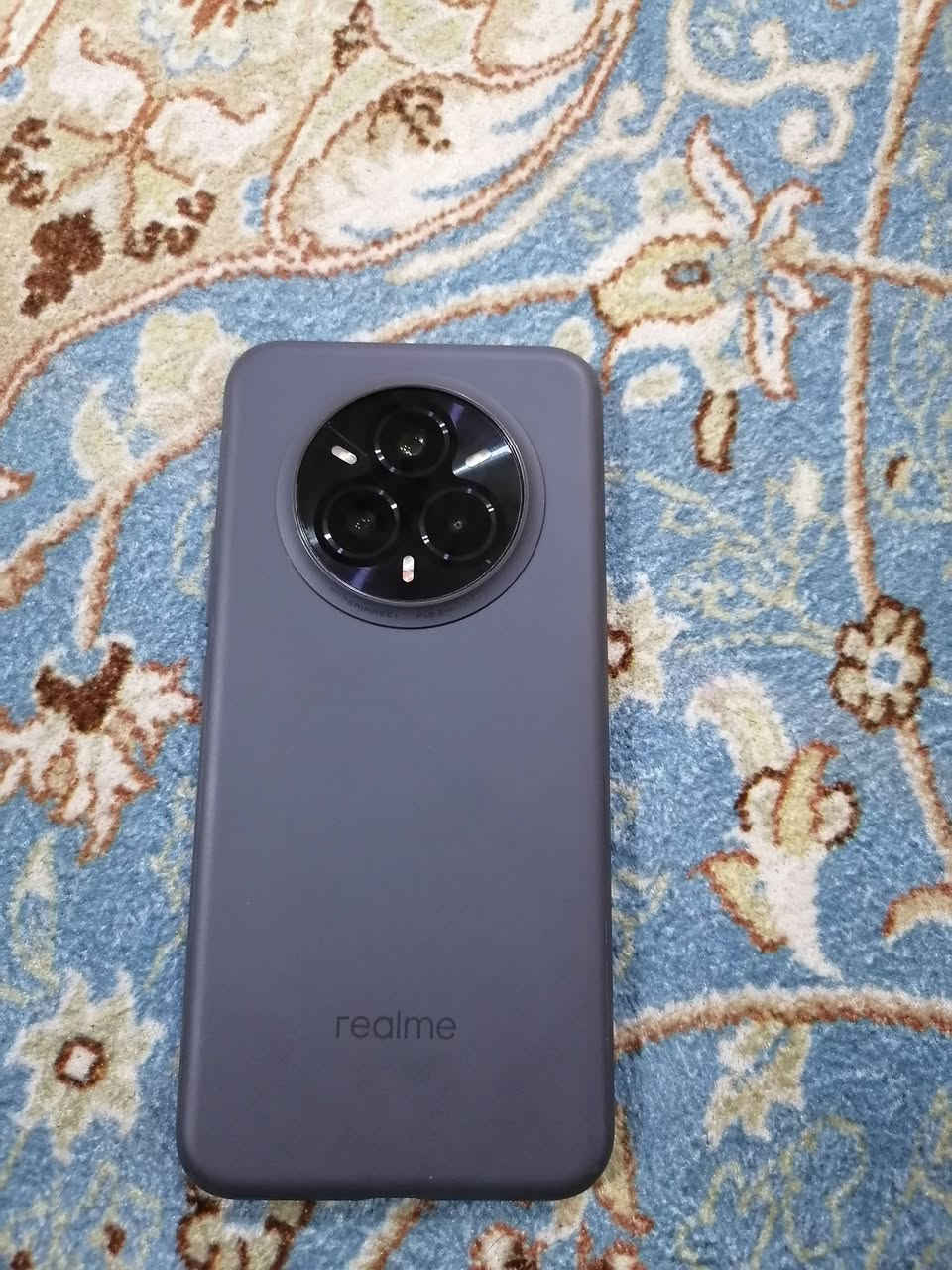 ريلمي 14برو بلس  معالج  snapdragon 7s Gen 3  5G
بطاريه 6000ملي امبير  وبسرعة شحن 80 واط
كامل ملحقات. سعره 500.مكاني بصره القبله        
***********
