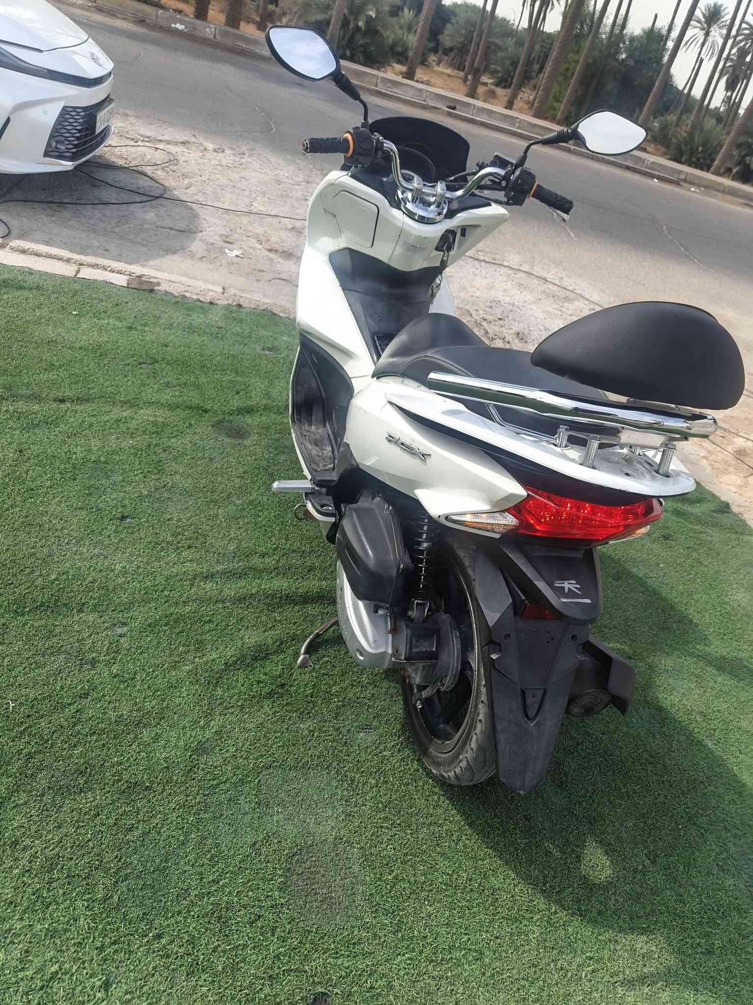 PCX جيل الثاني • ١٥٠ • مشيه ٣٠الف