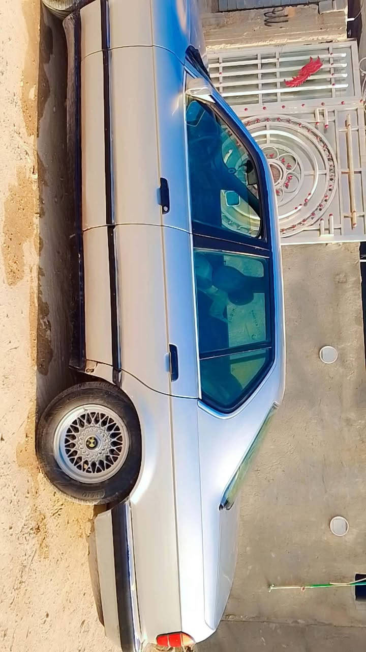 السلام عليكم
بي ام دبليو لبيع حجم 735
رقم بغداد نكليزي هزه جديده
سنويه 2032
السعر 45
رقم *********** بي واتساب

نص مكتوب في الصور:
- ما شاء الله