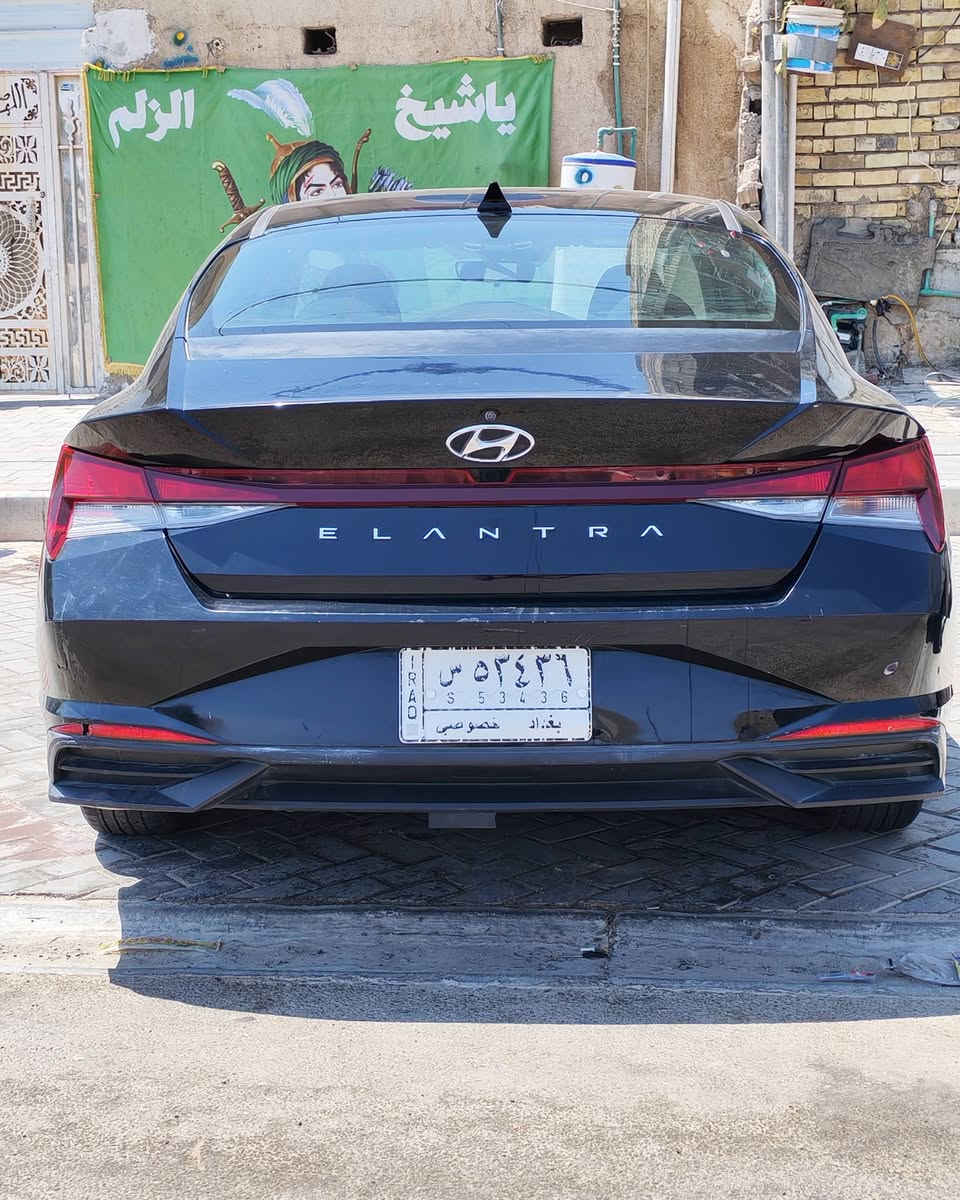 ‭
هونداي النترا 2021  وارد امريكي 
السعر 118 $ وبيه مجال
محرك 2000 Doch دوش 
حادثة بنيد وجاملغ وشويه من الباب 
مبدلات اصليات 
شاصي ولغد كفالة
محرك وكير على وضع الشركة 
بصمه تشتغيل+ابواب
صندوق بصمه
تشتغيل عن بعد
صندوق ذكي يفتح عند الاقتراب 
لايت Led نهاري
نظام ترحيب عند الاقتراب
كامره دوراه 
شاشة لمس نفكيشن 📲Wi_Fi/ Gps/  تدعم نظام Android Auto +Car play 
تبريد شاشه بيانو منفصل
رادار خلفي رادار امامي
تحديد مسار+توقف ذاتي 
‏‎فول تحكم ستيرن
كروز مثبت سرعه 
ثلاث وضعيات قيادة 
‏Smart‏-Sport-Normal
‏‎ نظام ABS/مانع انزلاق
شاشه ظبط بل دشبول 
‏‎ حساس اطارات
‏مكاني مدينة الصدر
***********

