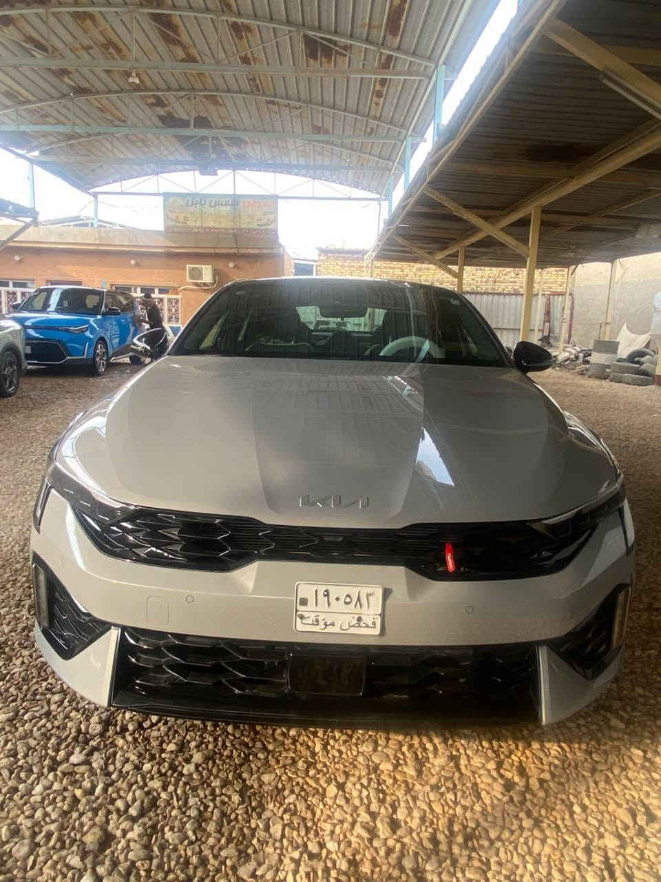 ***********
KIA K5 2025
K5جي تي لاين  موديل 2025 – فول فول مواصفات 1/1
بدون رقم بسمي منفيس تترقم جميع المحافضات مكفوله من الصبغ فقط قبق الجنطه تبديل نفس اللون بدون دواخل طرب بدون حوض شرط بدون ارباك شرط الدعاميه نفسه بدون صبغ 
• ماشية فقط 22 
• محرك 2.5 لتر
• كير أوتوماتيك 8 سرعات مع شفتات ستيرن
• كشنات جلد، تدفئة 
• كشنات كهربائي
• بانوراما
• بصمة أبواب وصندوق
• تشغيل عن بعد
• شاشة كبيرة تدعم كار بلاي وأندرويد
• شحن لاسلكي
• مثبت سرعة ومثبت ستيرن
• قيادة ذاتية
• تحديد مسار
• رادار أمامي وجانبي وخلفي
• سايد بريك بصمة
• أوتو هولد
• جامات أوتو
• مودات قيادة: نورمال، سبورت، سبورت بلاس، كوستم
• تبريد بيانو وتبريد قطعتين مع تحكم من الشاشة
• عدادات رقمية تتغير حسب وضع القيادة
• كيجات تعرض حرارة الدهن والتيربو والعزم
• نظام صوتي BOSE
• ليدات أمامية وخلفية
• السيارة فول فول مواصفات وبعد بيها هواي مواصفات
مكاني حله
