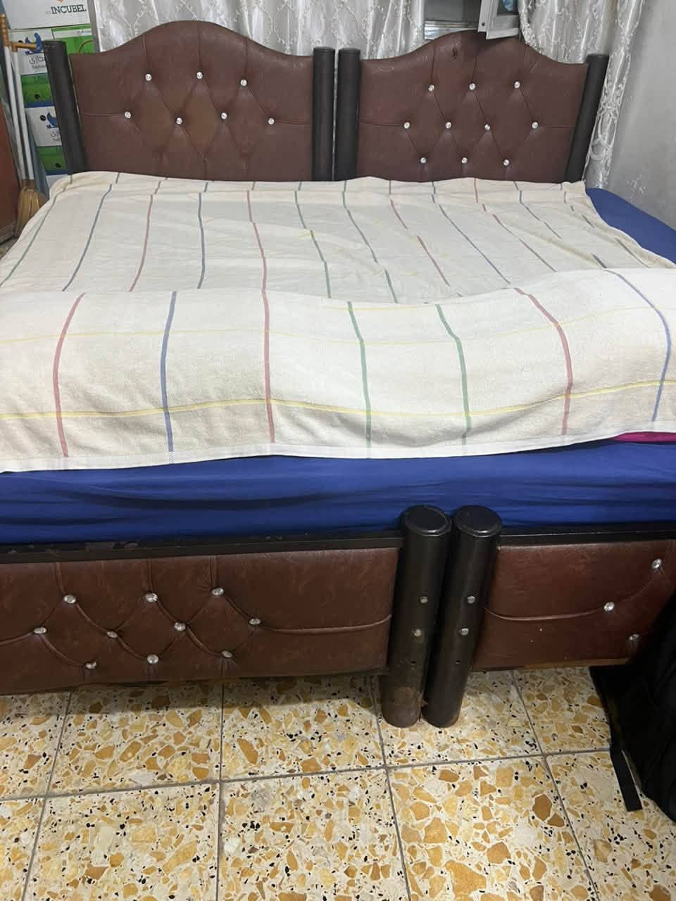 كنتور ٤ بوب • سيت طبلات خشب ٣ • ميز تواليت ماليزي