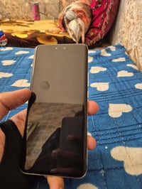 Honor magic 6 pro || 512 G  نسخة عالميه  نضافة 90 بدون ملحقات مستبدل ض...
