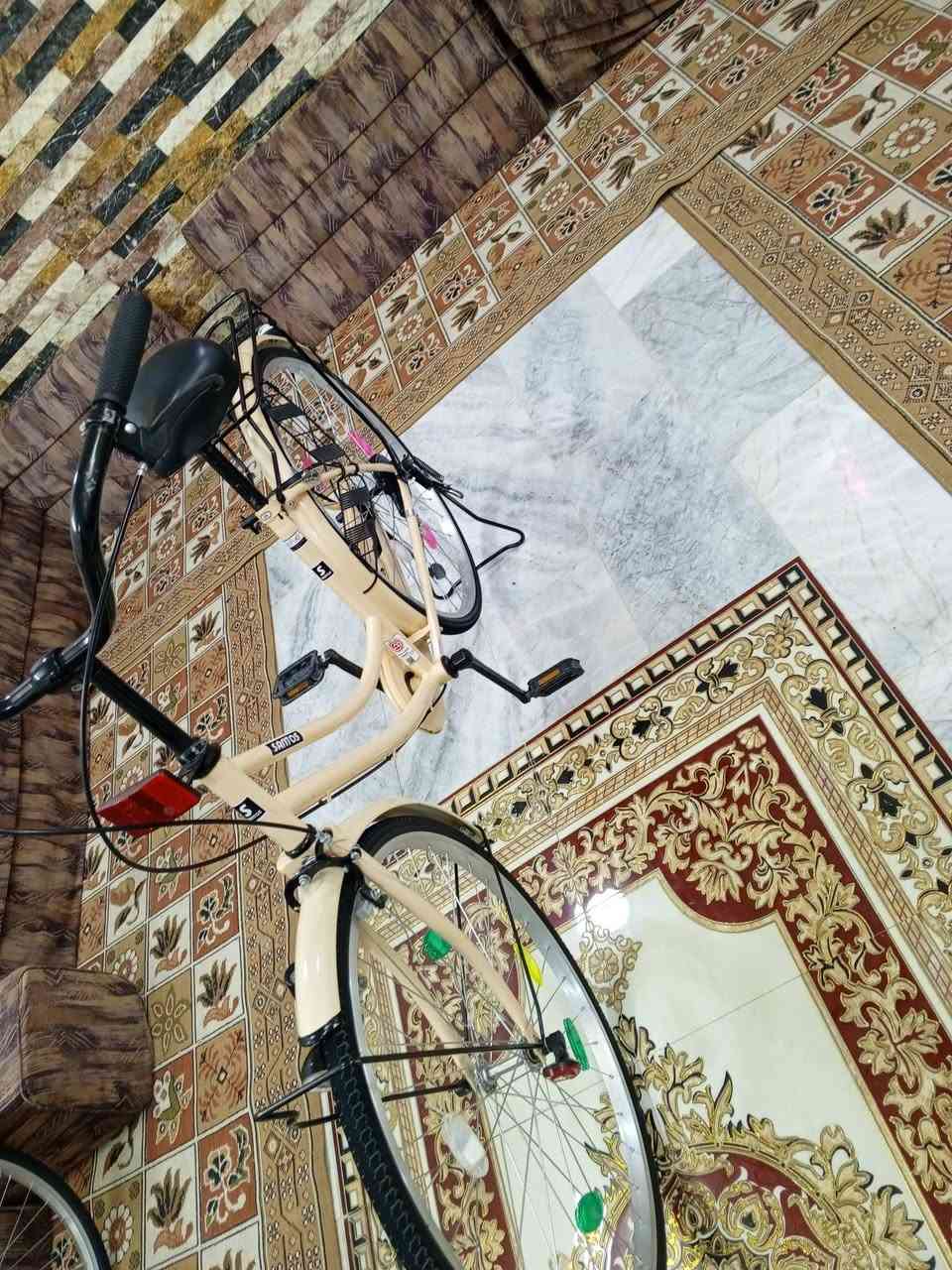 للبيع بايسكل موديل 2022
نظيف ماتعبان مستخدم شهر السعر 160 وبي مجال العنوان قضاء النصر حي امام الرضا 

الرقم الواتساب فقط

***********
