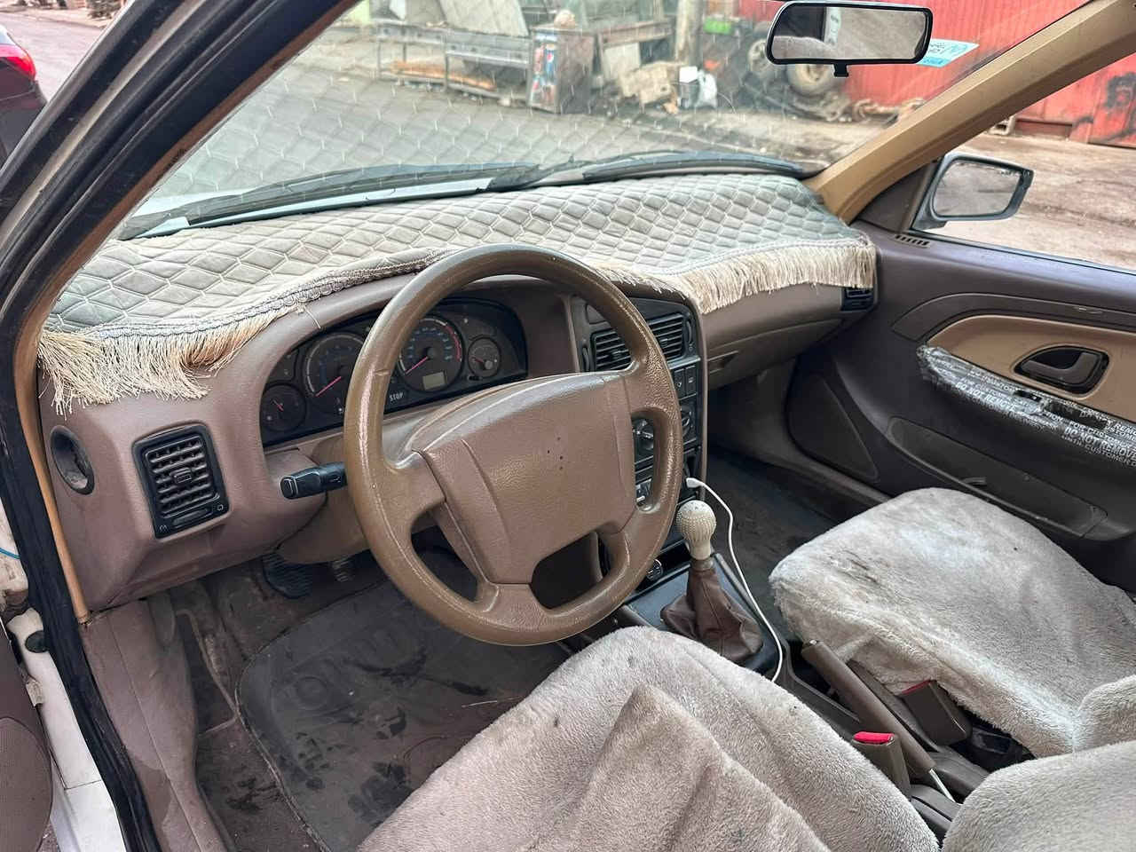 بیجۆ ٤٠٥  ٢٠١٣
گرایم شەفت
سەنەوی تا ٢٠٢٩ تازەیە
تحویل و غرامە بەشەرت
مەکینە و گێڕ و تەبرید بەشەرت
بۆیاخم فەحس نەکردوە بەڵام پێشی نیەتی و دوای کەمێ ناوگرتنی هەیە حسابی ٥ پارچە بکە تاقەتی سەێشەم نیە.
بڕاوە بەشەرت
نرخی ٣٥$ قوفڵ قوفڵ 
بۆ معامەلە تەلەفون مەکە تکایە و جوابی مەسنجەریش نایەمەوە لەگەڵ ڕێزم…
***********
