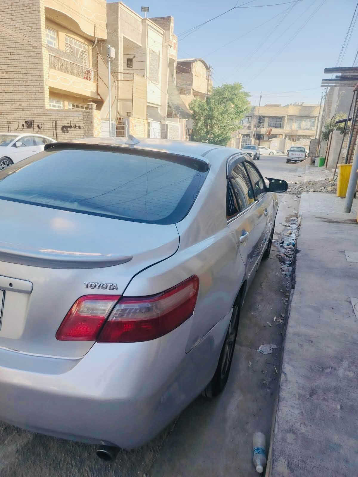 شادها جديده ومنظومة التبريد كلها جديده
شواصي و تكم مكفولات اي ضربه مابيها
بيها منظومة غاز 
مصبوغة السياره للجماليه 
 ***********السعر 85وبيهه مجال
