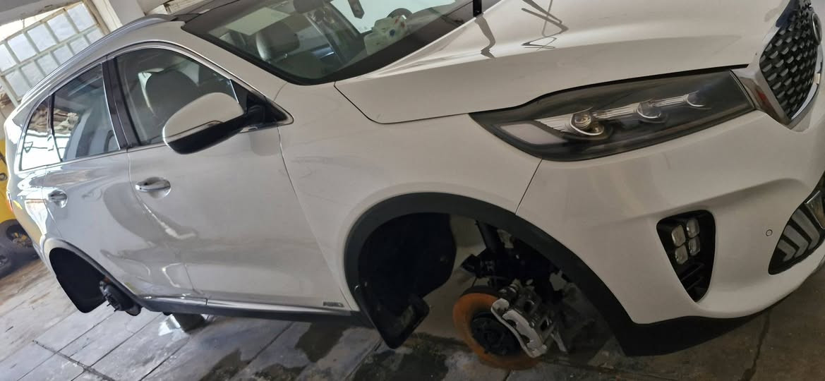 سورنتو ٢٠١٩ فول مواصفات بيه قطعتين صبغ بدون تبديل
مكينه جديده بالصندوك مبدله
مرقم قادسيه بسمي سعرهه ٢٣٠ ورقه
بيع مراوس يرهم
*********** أبوعباس الحركوصي
مكان السياره ديوانيه حي العسكري
