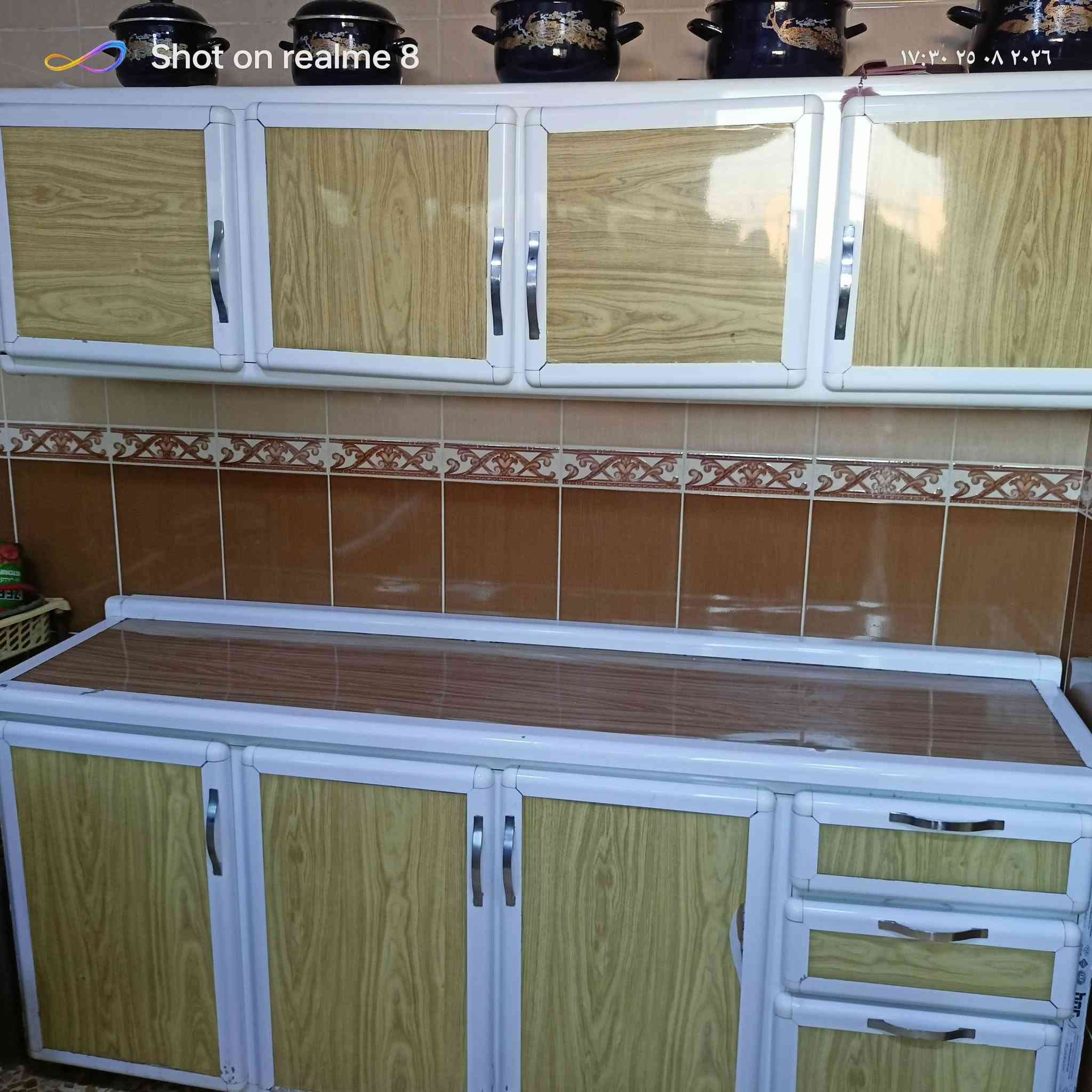 كاونتر للبيع 3 قطع العنوان حي الانتصار

شارع 30 قرب مدرشه ناظم الطبقجلي

***********. ***********

السعر 225 وبي مجال
