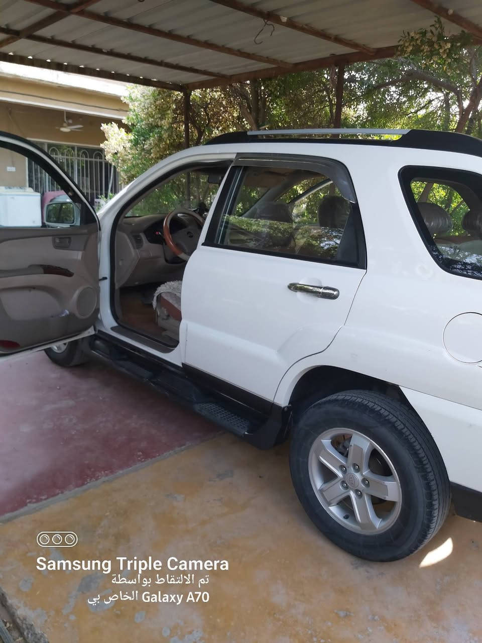 🔥🚘 للبيع سبورتاج 2009 خليجي – 2000 CC 🚘🔥

🇰🇷 كيا سبورتاج موديل 2009 خليجي
🇮🇶 رقم بغداد

✨ المواصفات والحالة:
✅ فول مواصفات
✅ فتحة سقف
✅ مكينة 2000 أصلية بدون تبديل
✅ لا صبغ ولا تبديل
✅ حدادية خير من الله
✅ داخلية بيجي ومرتبة
✅ مكفولة كفالة عامة
✅ سيارة نظيفة وجاهزة للاستخدام

🔍 الفحص مفتوح وبأي مكان يختاره المشتري
💯 السيارة تنشاف وتنحكم، والفحص هو الفيصل.

💰 السعر: خاص للجادين

📍 الموقع: بعقوبة – ديالى

📞 للاستفسار والاتصال:
***********

🔥 للجادين فقط… السيارة تنشاف وتنحكم!
