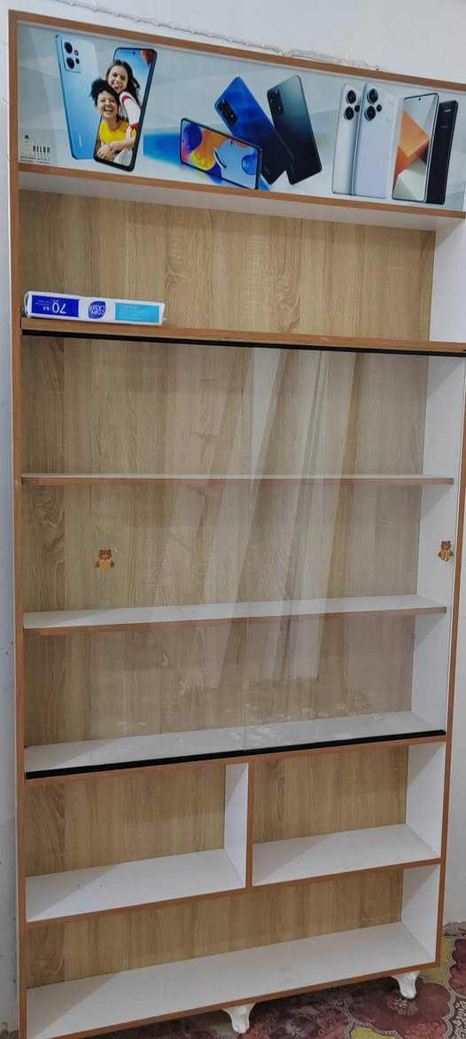 رفوف مكتبيه • جديده • ٧ قطع