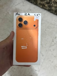 آيفون ١٧ برو ماكس • ٢٥٦ • بطارية ٩٣
