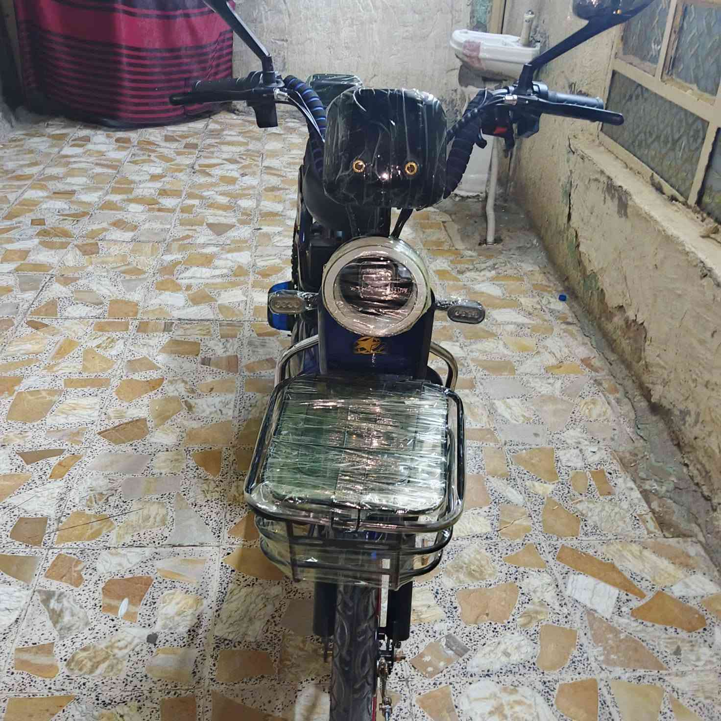 سلام عليكم دراجه شحن جديده للبيع سعره 600بيه مجال 
الاستفسار على رقم ***********
