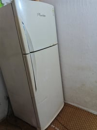 ثلاجة كبيرة • مكيف ١ طن • مكيف نص طن