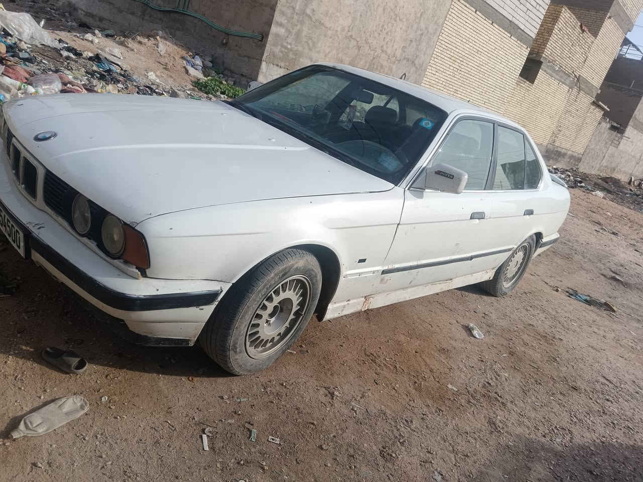 بي ام ال بيع سعره 30وبيه مجال قليل ***********

