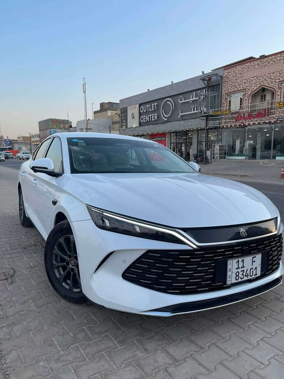 QIN L
مديل 2025 
13 كامره 
قماره حديد 
لون الداخل بيجي 
رادار امامي وخلفي وتحديد مسار قياده ذاتيه 
عداد المشي 32000 كم 

كفاله عامه سياره رقم بغداد باسمي 
العنوان نجف 
*********** 
السعر 25 مليون وبيها مجال حگ الجبه
