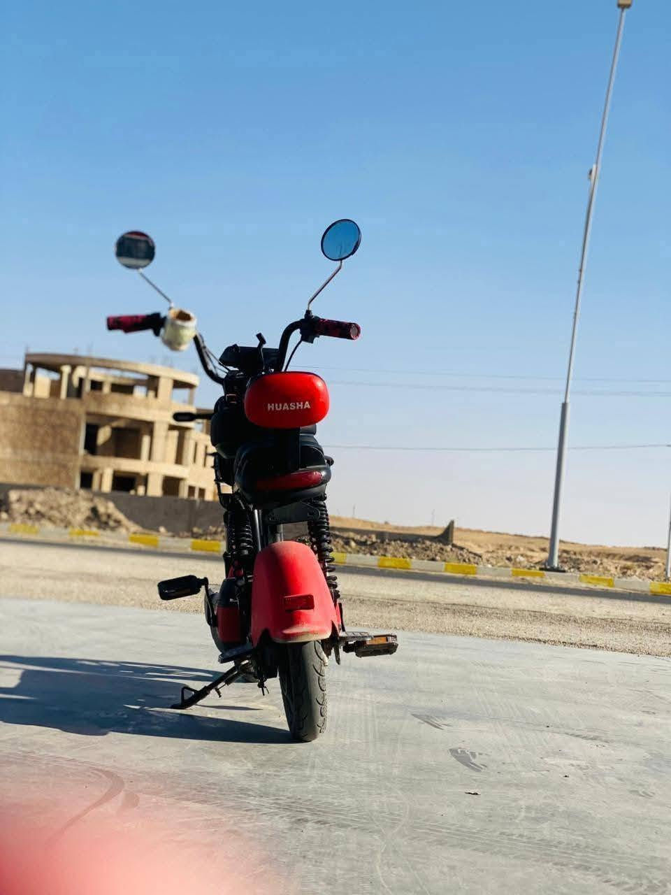السلام عليك

للبيع وبسعرمناسب

. دراجه شحن+بايدر استرادنا خاص فول شركه HUASHA
مواصفات⬇️
. حجم 14
.موديل2025
.سرعه تصل الى50حقيقي
.4بطاريات دبل12 امبير جنطه
. يقطع مسافه شحن تصل إلى 50 كيلو
. دبل بصمه 
. دبل سويج
. قفل حمايه
. نضام ضد السرقه
. كير3 سرعات
. دبلين امامي
. دبلين خلفي
. شاصي حديد مغلون 
. لايت امامي LED
. مرايات اماميه
. مقعد خلفي
. هورن 
. سله اماميه 
. لون احمر
          الموقع / الانبار _قضاءعنه_حي العبور

للاستفسار
***********

 ***********

***********
@إشارة
