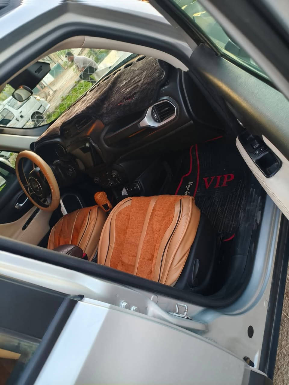 السلام عليكم جيب رينجيد موديل 20 رقهما بابل نكليزي سياره ادامه كامله عليها فول عدا الفتحه رقم سنويه هزه كله جديد تحويل شوكت متريد المكان بابل السعر 125 الإستفسار *********** مكلفه بنشر 👉
