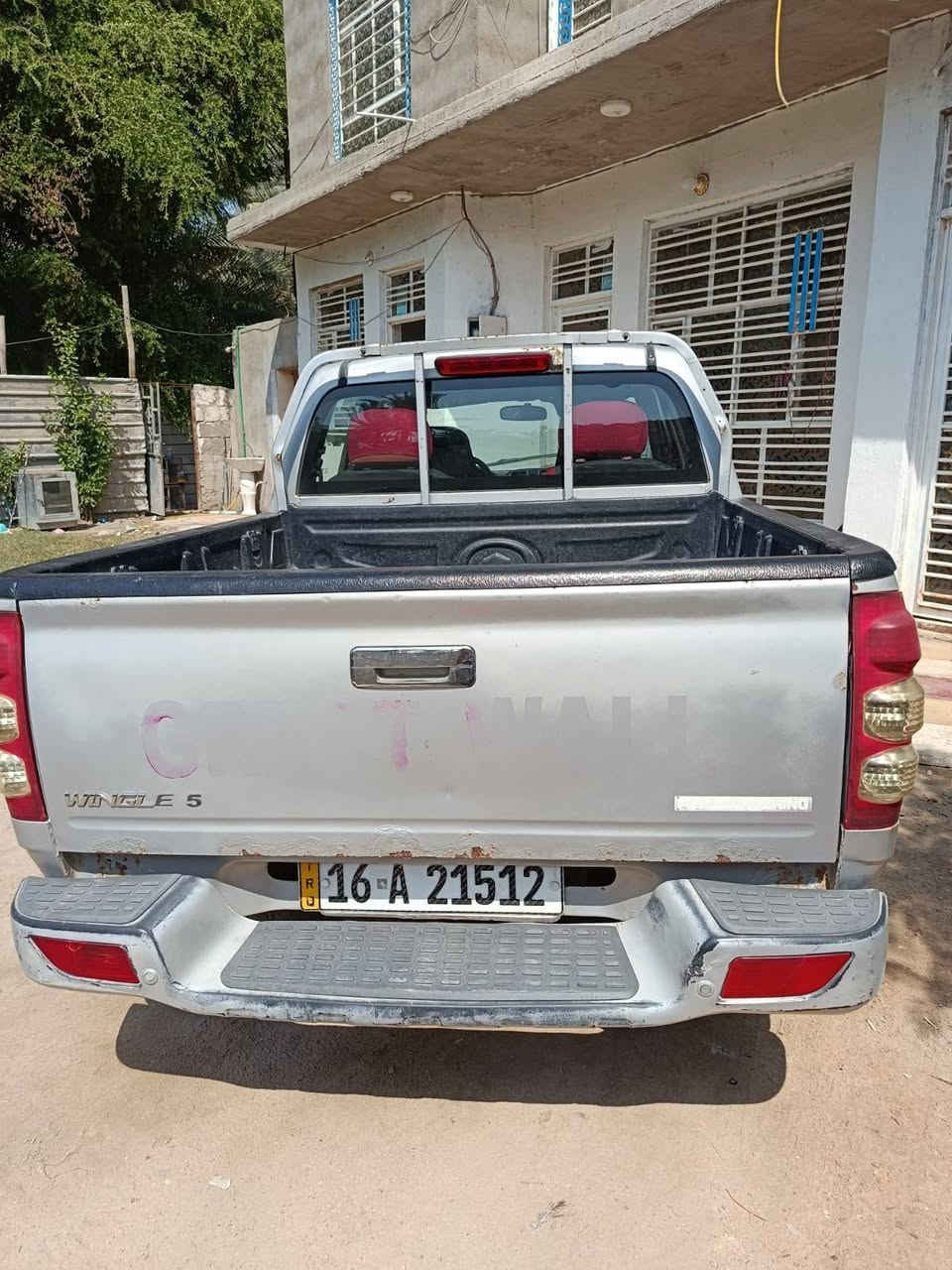 كريت ويل ٢٠١٢ مامضروبة فقط خياسات بالبيبان قليلة ماشة ٧٢ ساقطة من ضريبة سنوية لل٢٨ ع شركة مامبدل منھ كلشي *********** 
٥٥$
