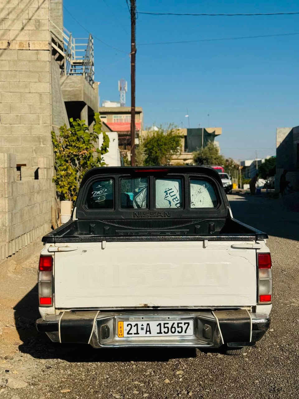 نیسان پیکاب _ مۆدیل ٢٠٠٢ -پاوەر - تەبرید سارد و گەرم - گیر عادی - جام عادی - مەکینە کابلیتەر - ٣ پارچە بۆیاخ  ٢ چەمەلەخ و دەرگایەک - سەنەوی تا ٢٠٣١ تازەیە بە ناو خۆمەوەیە - گیر و مەکینە و گاردن و تەقەو رەقەی هەمووی بەشەرتی فەحس و تەرای و فیتەر  - سعری ٨٠ وەرەقە و معامەلە - شوین :- سلیمانی.
ژم. ***********

