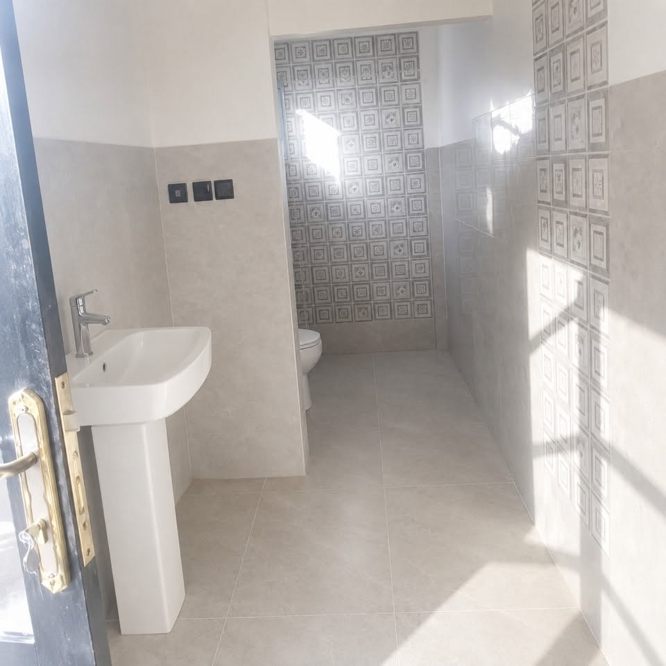 بيت للبيع – مقابل محطة العرفان
📐 المساحة: 200 متر

🏠 طابق واحد

🛏️ بيه غرفه وصحيات وكلدور ومبني وجاهز للسكن

📍 الموقع: مقابل محطه العرفان 

📜 طابو زراعي سند 25

💰 السعر 55 مليون وقابل للتفاوض للجادين فقط

للاستفسار والتفاصيل، التواصل على الرقم الموجود 

‏‭***********
