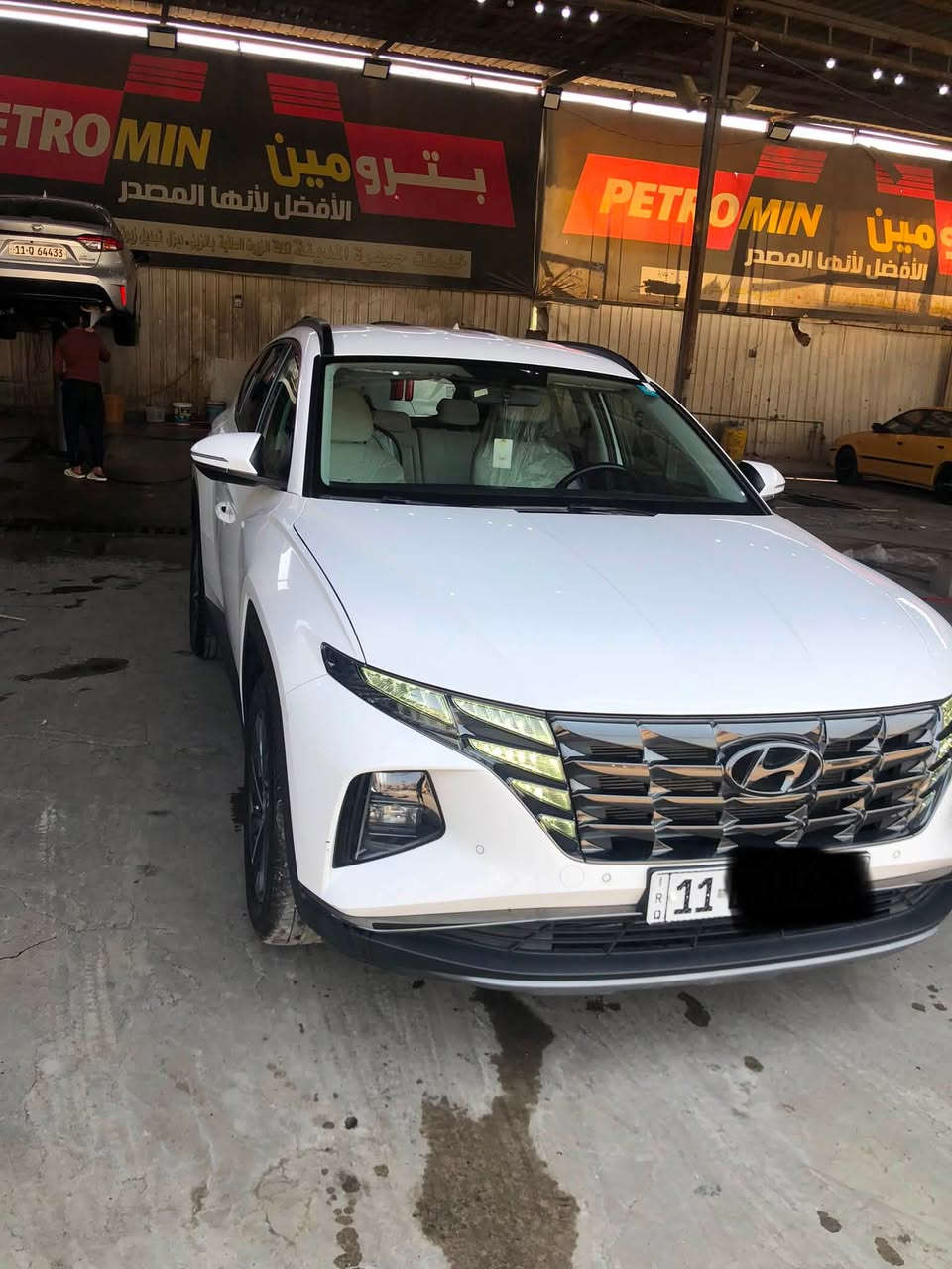 السلام عليكم 
هونداي توكسان موديل ٢٤ رقم بغداد دولي مكفولة من كلشي برغي ممفتوح بيها عدا رصعه اسفل الرقم الخلفي ماشيه ٣٩ الف السعر ١٩٨ 
للاتصال ***********
