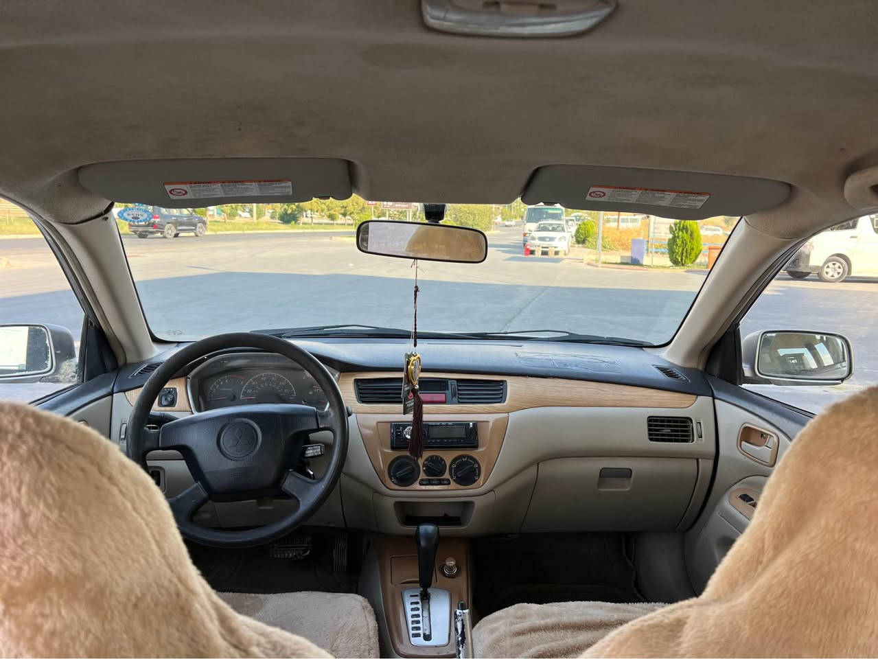 لانسەر ٢٠٠٤
ساخ ساخ
زۆر پاک 
مەکینە گەورە
گێڕ ئۆتۆماتیک
کۆدکراوە
تەبریت لەسەر سویچ
گێڕو مەکینە بەشەرت
***********
*********** بشدار, السليمانية
