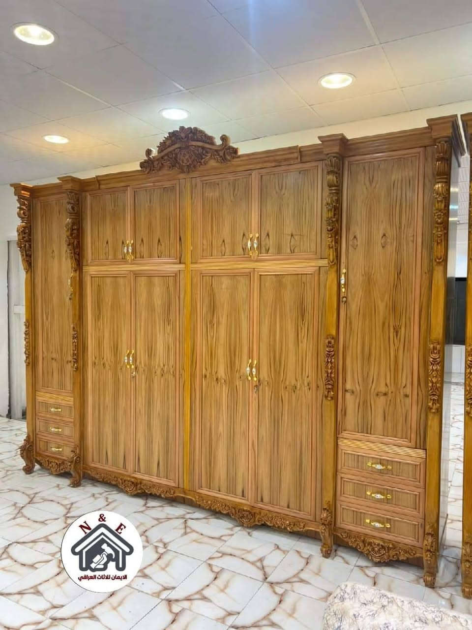 أهلاً بكم في ورشتنا! 🛠️ نصنع لكم كل أنواع النجارة بجودة عالية وتصاميم مميزة. ✨ زورونا لتشوفوا إبداعاتنا! 🌲
نجاره ابو كيان لعمل كافه انواع الغرف والكناتير التزكام 
والابواب الداخليه والجراجيب وكافه انواع النجاره 
***********
