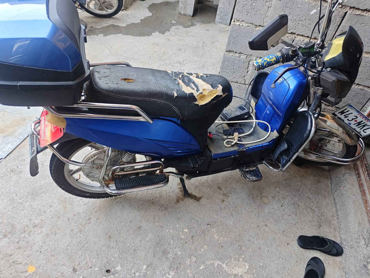سلام عليكم ورحمه الله دراجه هارلي موديل 23 دراجه نضيفه    بطاريات على الفحص سعر 350 وبيه مجال تواصل خاص او على رقم ***********او ***********

