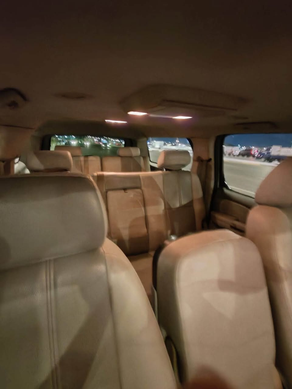 يوكن 2007 طويله بأاسمنه وارد أمريكي مكفوله من كلشي ما عدا الوارد البيه جاملغ والبند تبديل 
سياره جاهزه 
من تبريد 
محرك كير 
دوشمه جلد 
السعر 125 ورقه 
لايت زنون
الاستفسار على الواتساب ***********
