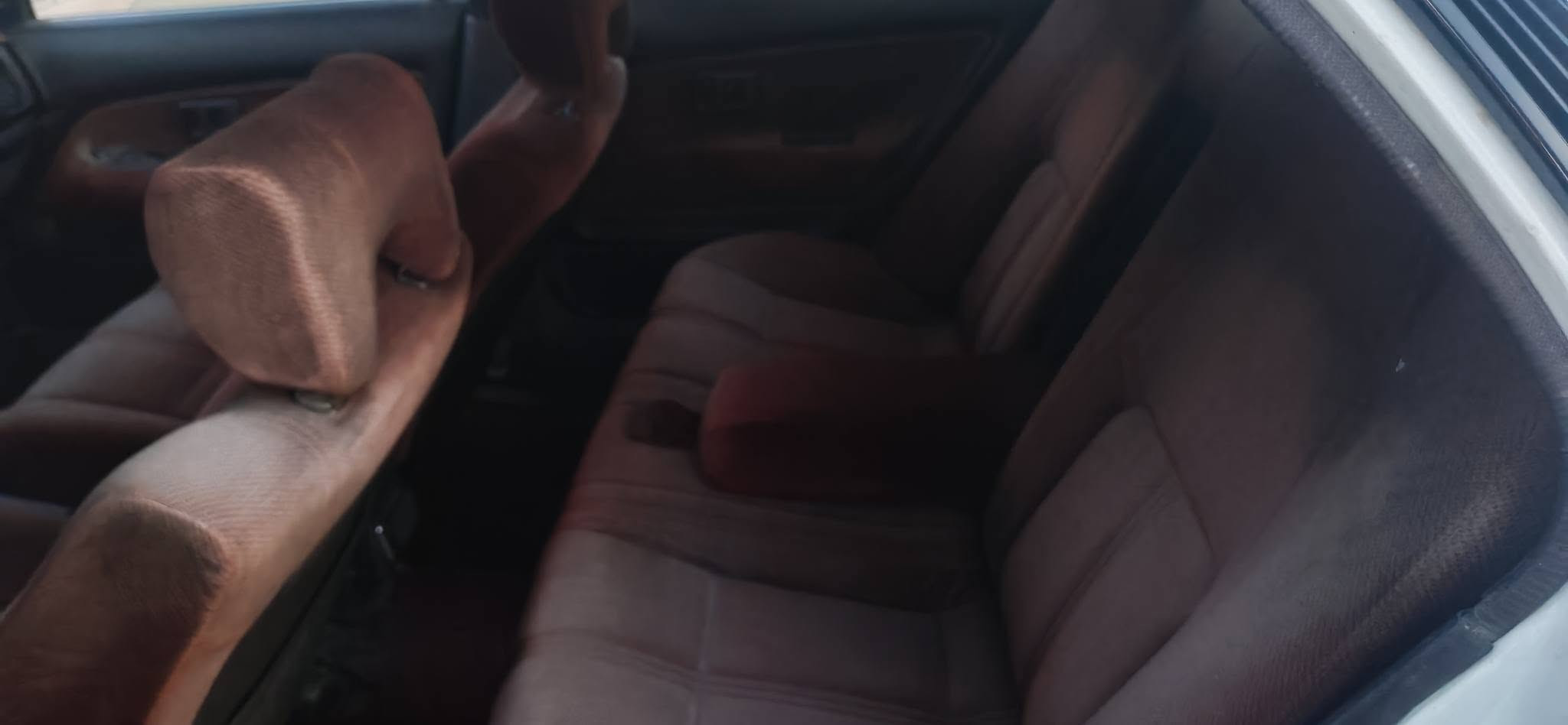 كرلها مدايل 90 مكينه وكير شرط تبريد شغال بدون صبق بها شبر جملق الأمامي صبق بدون دواخل صاحبها الشرعي بل موصل شرط التحويل كير توماتيك طخم تايه طخمها كلو جديد شرط التحويل رقم نكليزي قير متواجد ع فيس السعر43 >*********** <>*********** <
