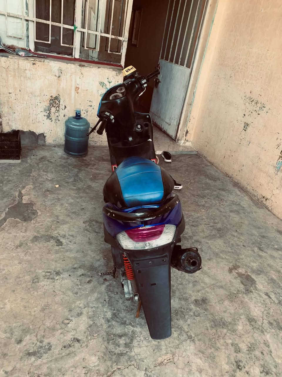 السلام عليكم ماكس عدلة للبيع او مراوس سعر ٤٢٥ وبيها مجال شرط شلعة ومعدل بيها زنون ونشرات مكاني شهربان حي العسكري *********** نقصها بس شخاطة مال سلف
