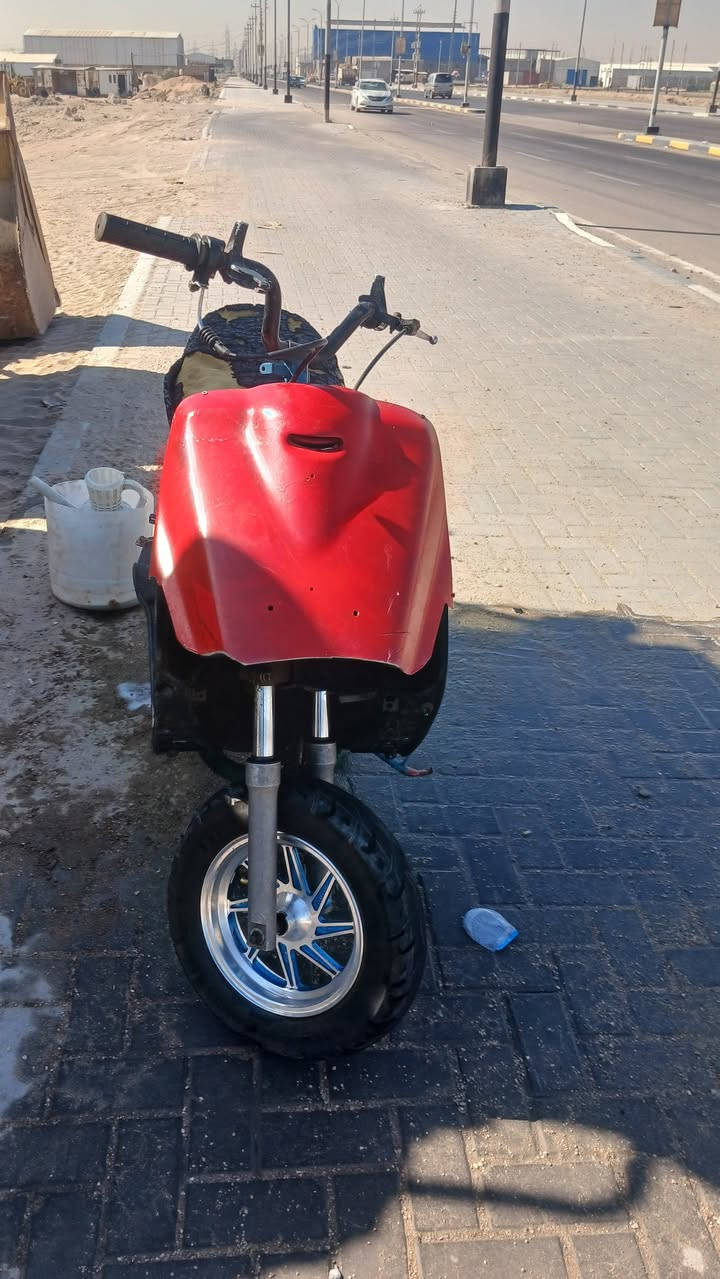 دراجة فراشة للبيع عنوان البصرة ***********
