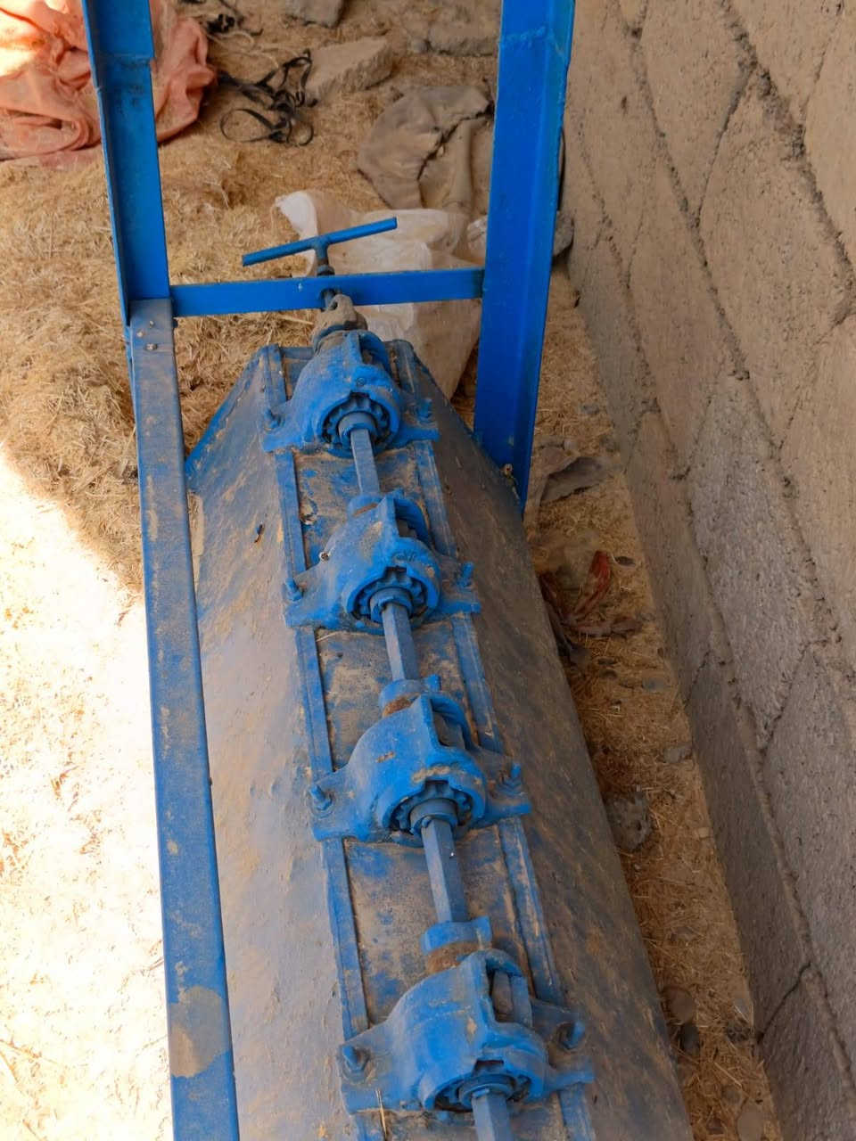 السلام عليكم صندوگ بذاره عدد٢ للبيع سعر الواحد٢٠٠الف للاستفسار الاتصال *********** او ***********
