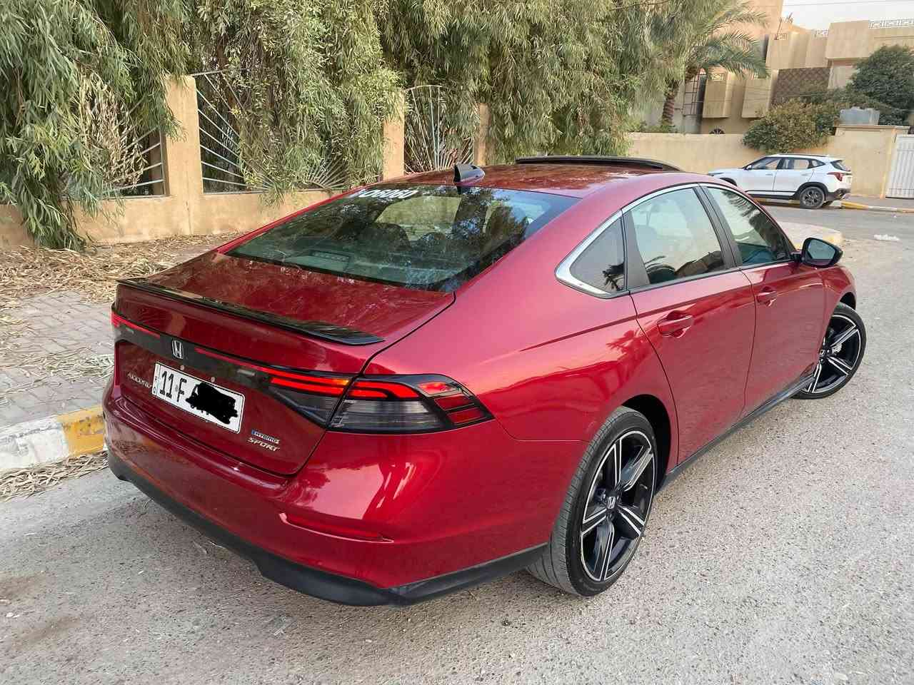 السلام عليكم
للبيع هوندا   اكورد هايبرد   2025

وارد امريكي ضرر باب الخلفي مبدل اصلي ومصبوغ يعني بيه صبغ قطعه فقط.  وبيه مكانين او 3 تعديل بارد مثل ما موضح بالصور الحادث  

السيارة بدون دواخل  + بجم كبس يعني بلادي شركة 

مواصفات سبورت فووول 

سلايت 

بصمه 

تبريد قطعتين شرط ثلج

تحكم ستيرن كامل + شفتات 

شاشه وكاميرا    كشن كهرباء 

رادار امامي ورادار جانبي كله شغال 

محرك 2000 هايبرد 

سيارة حلوووه وجديده لوك ماشيه 21 كم 

رقم بغداد دولي حره سنويه جديدة يعني شرط التحويل 

السعر 195 وبيه مجال بسيط الشراي يخابر 

***********
