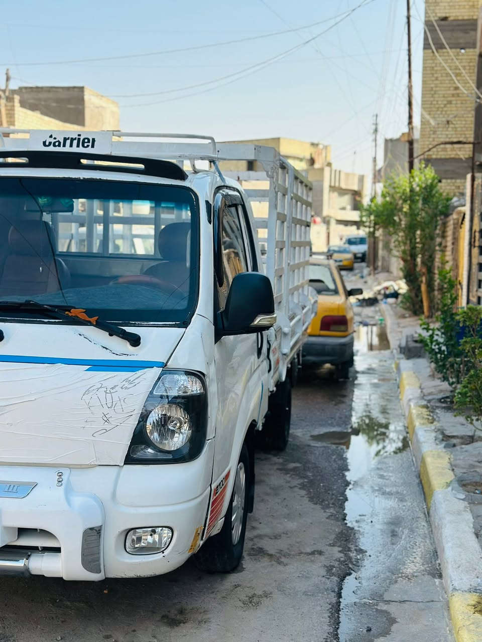 السلام عليكم كيل حمل موديل ٢٠١١
باسمي تحويل ثاني يوم سيارة جاهزة 
خير من الله تبريد ثلج ❄️ تايرات انضاف 
سيارة جاهزة من كلشي 
كشنات جدد السيارة كبل للشارع جاهزة من كلشي  مكان بغداد السعر ٩٠ وبيها مجال 
الاتصال (***********)
