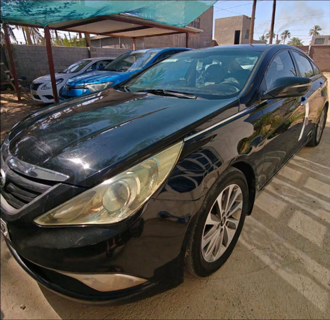 هيونداي سوناتا خليجي 2014
مكفولة من الضربات والصبغ والتبديل
محرك 2.4L
رقم أربيل إنكليزي
السيارة باسمي مباشرة
المحرك الحالي مشتري نظيف جداً ومركب قبل أكثر من 5 أشهر وكلفني 16 ورقة
السيارة استعمال شخصي وإدامة مستمرة ومضمونة للسفر
تبريد قطعتين
كشن كهربائي
شاشة
شفتات ستيرن
تحكم ستيرن
كاميرا خلفية
حساسات خلفية
إشارات بالمرايا الجانبية
مرايا جانبية تنطوي كهربائياً
نظام ECO لتوفير الوقود
داخلية نظيفة
اللون أسود
السيارة جاهزة للفحص والسونار مرفق مع الصور

السـعـر /110. وبيها مجال أن شاءالله 

مكاني : بابل المسيب
رقم صاحب السيارة : ***********
