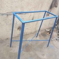 ميز حديد • قوي • خلف الحوم البركه