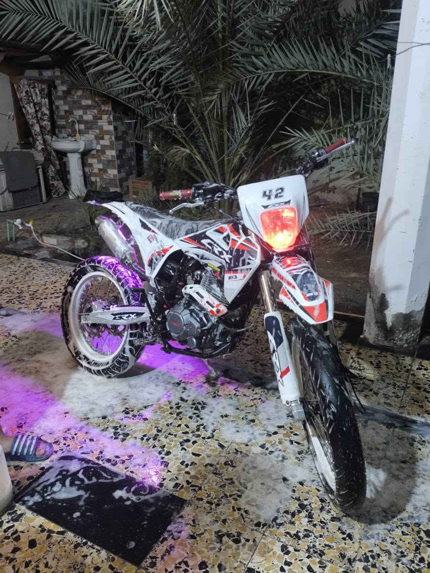 قفاز crx موديل 2025 محرك 300 شغاله سلف وهندر كامله مكمله عليهه تايرات سياحي جديدات وانطي وياهه تايراتهه الجبليات هم جديدات ولايت لد عالي ناصي ويدات وقبضات وكلجات cb200 بكره زنجيل وزنجيل جديد وياهه جنطه زغيره عله الذيل مكاني بصره شط العرب الجزيره سعرهه ملييون و350 وبيهه مجال حك الجيه  سبب البيع عله باب زواج ومحتاج فلوسهه رقمي *********** البصرة, العراق
