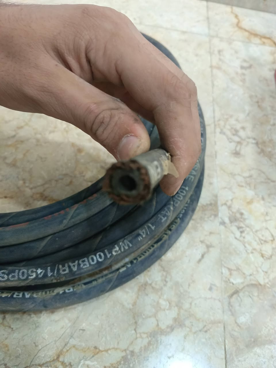 للبيع،،،***********
