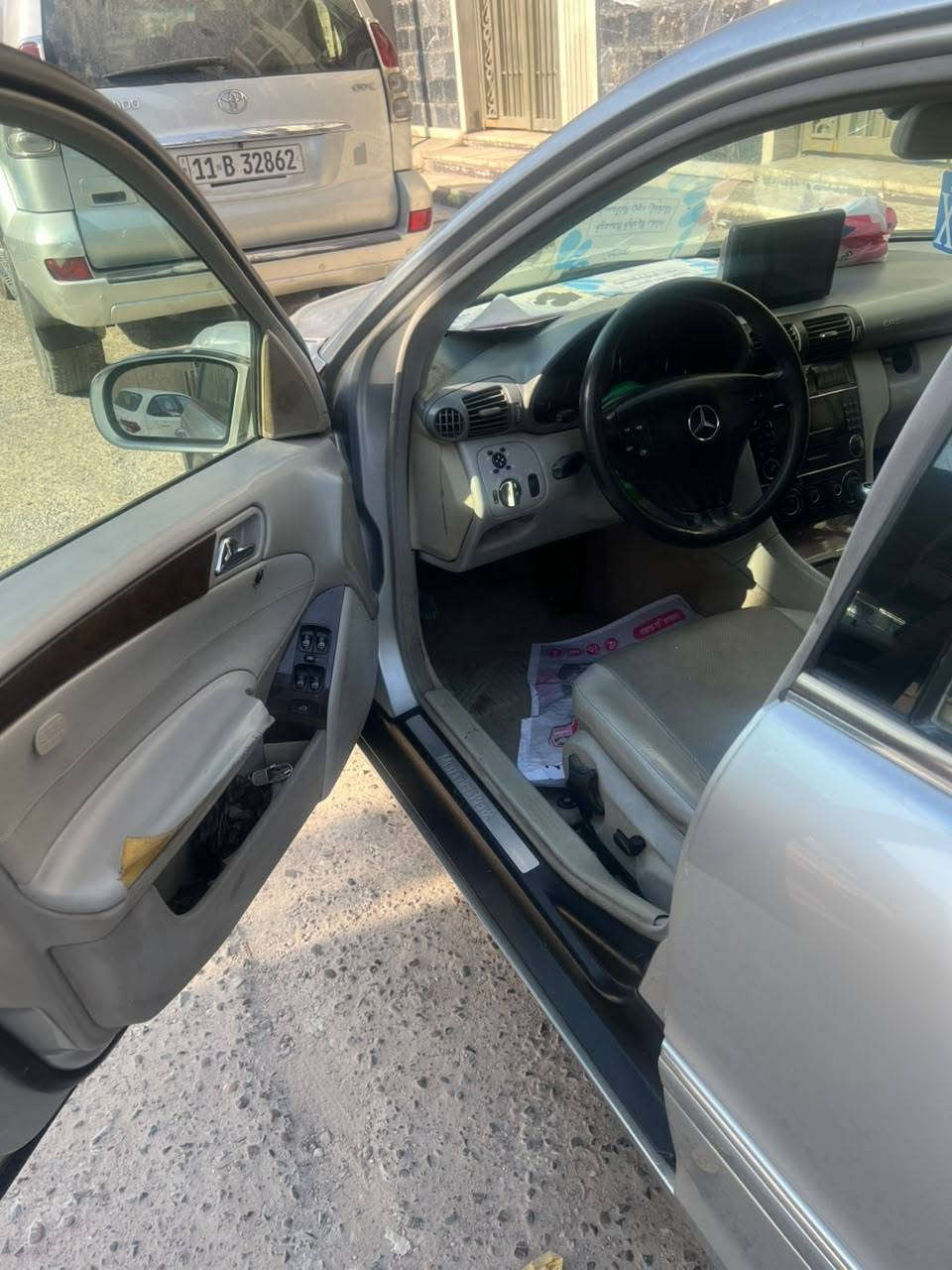 C300 • ٢٠٠٤ • ٤ سلندر