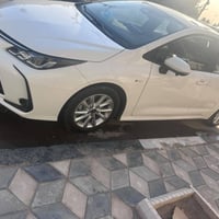 كورولا ٢٥ • ماشيه ١٤٠٠٠ • رقم بغداد