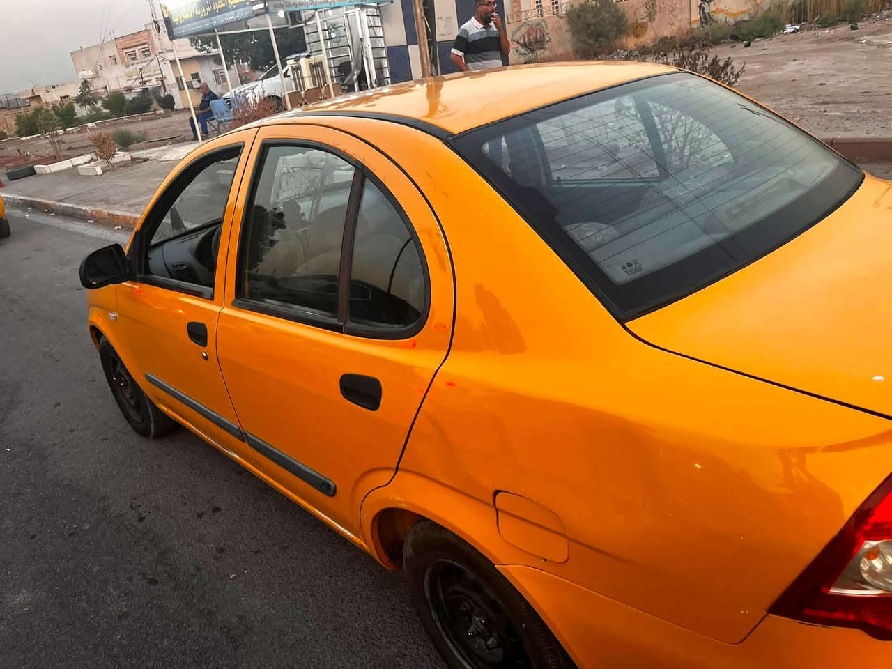سلام عليكم طيبه للبيع موديل ١٦
سنويه باسمي لل٣١
تبريد شغال
محرك نصيف 
شواصي نصيفه
السعر ٣٣ وبيها مجال
بغداد حي الجهاد
***********
