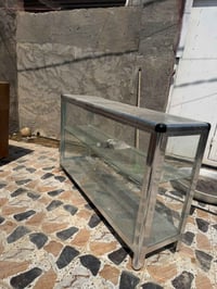 عارضه محل • مستخدمه شوية