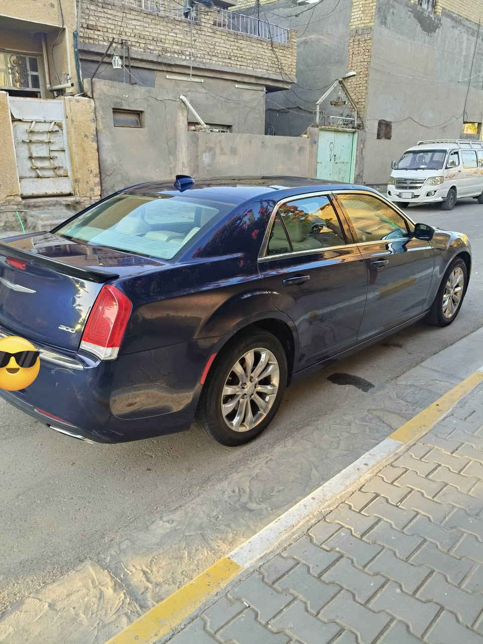 اوباما كندي فور ويل موديل 16 اصل بسمي تحويل ثاني يوم السيارة كير مكينة تخم تاير تبريد صدر امامي خلفي قبل سبوع نافضة كلة جديد سيارة بلادية بيهة قطعة وحدة تبديل الجاملغ الايمن نفس اللون بدون اي دواخل وبدون ايرباك باقي التفاصيل اتصل وتدلل *********** /*********** السعر 185 وبيهة مجال حك الجية

