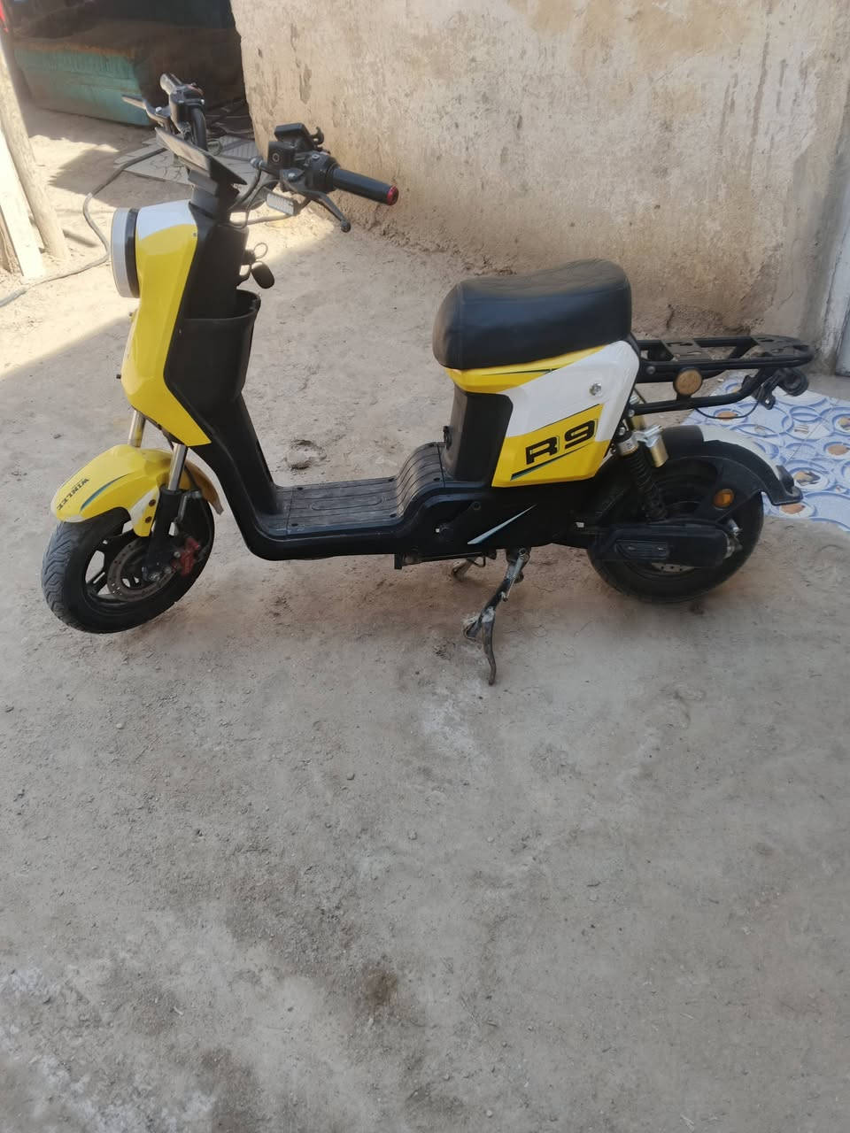 دراجه شحن البيع ابو الخصيب السعر 250الرقم***********
