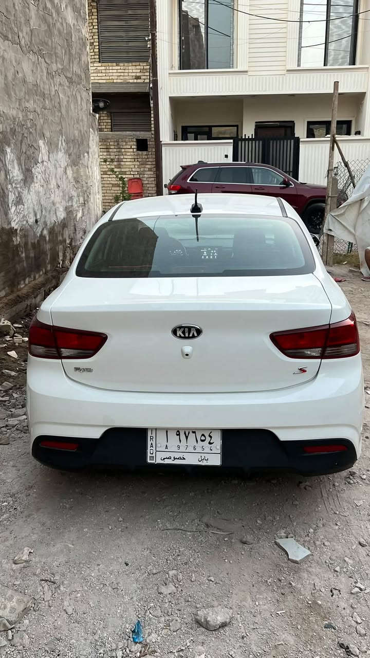 السلام عليكم كيا ريو موديل 2019 لون ابيض ثلجي سيارة تخبل بدون شواصي ولا لغود صور حادثها موجودة بلمنشور ماشية68الف ميل السيارة تخم تاير وصدر خير من الله ناعمه السيارة بلشارع تخبل سعرها89 وبيها مجال حك الجيه مكاني بغداد الدورة اتصل وبخدمتك***********

نص مكتوب في الصور:
- 45 2:19 bid.cars 10 / 10 1:1 5